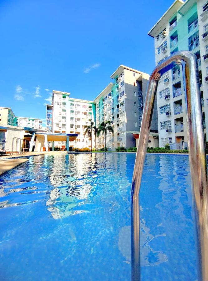 Davao Condo 2Br Pool Wifi Netflix 외부 사진