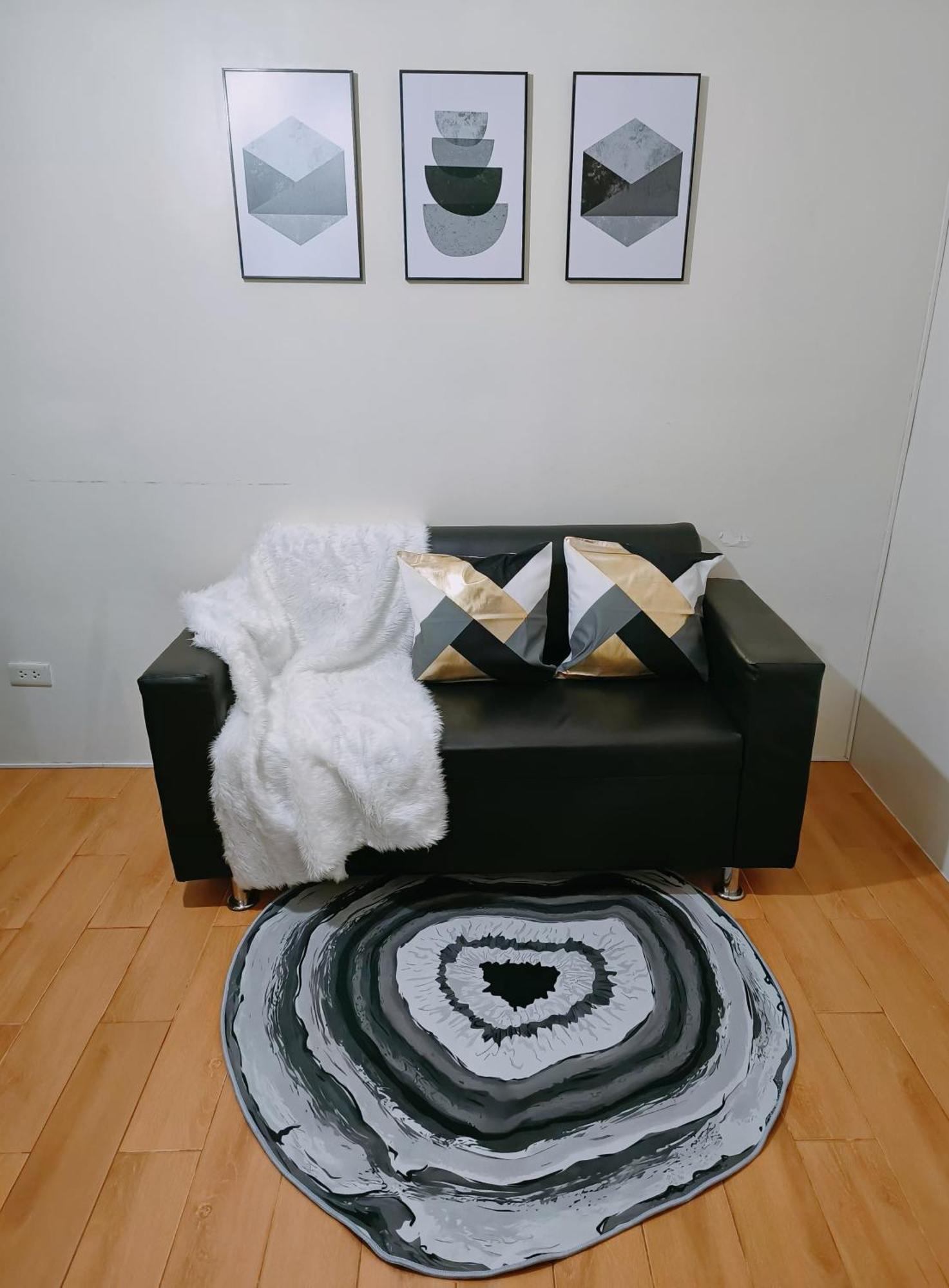 Davao Condo 2Br Pool Wifi Netflix 외부 사진