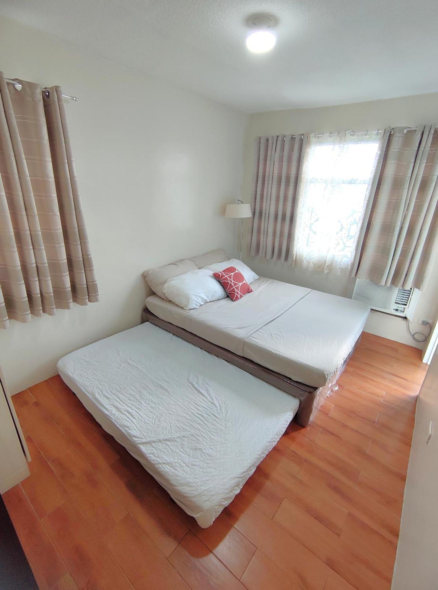 Davao Condo 2Br Pool Wifi Netflix 외부 사진