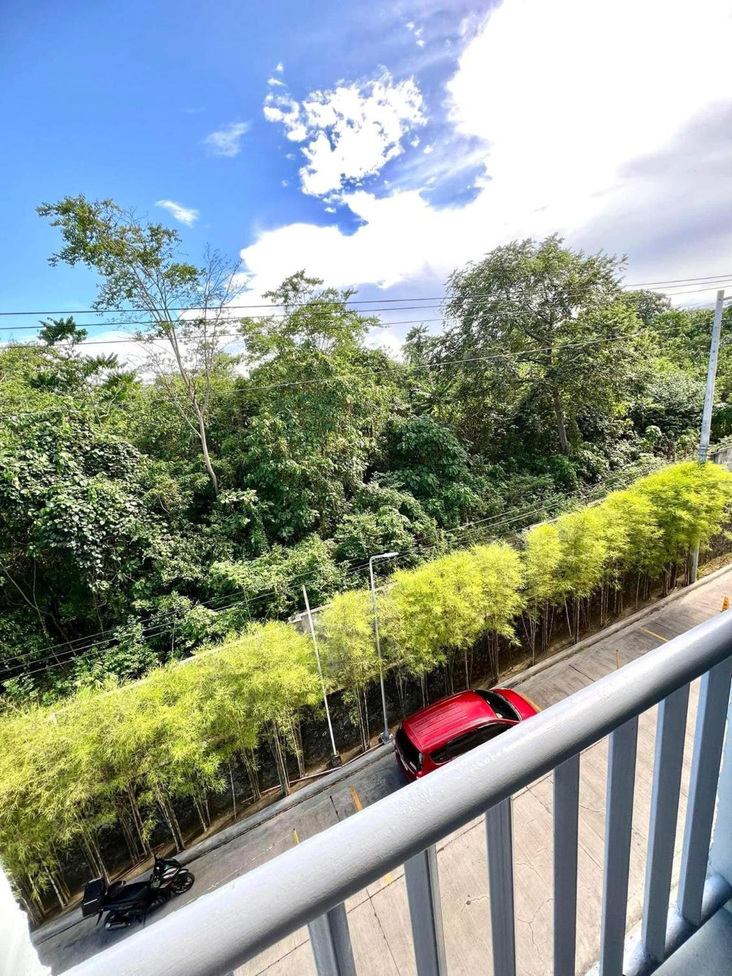 Davao Condo 2Br Pool Wifi Netflix 외부 사진